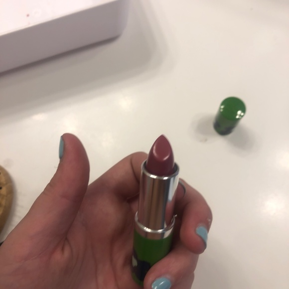 Never Before Used Kate Spade x Clinique Collab Lipstick In Shade Plum - Picture 4 of 4